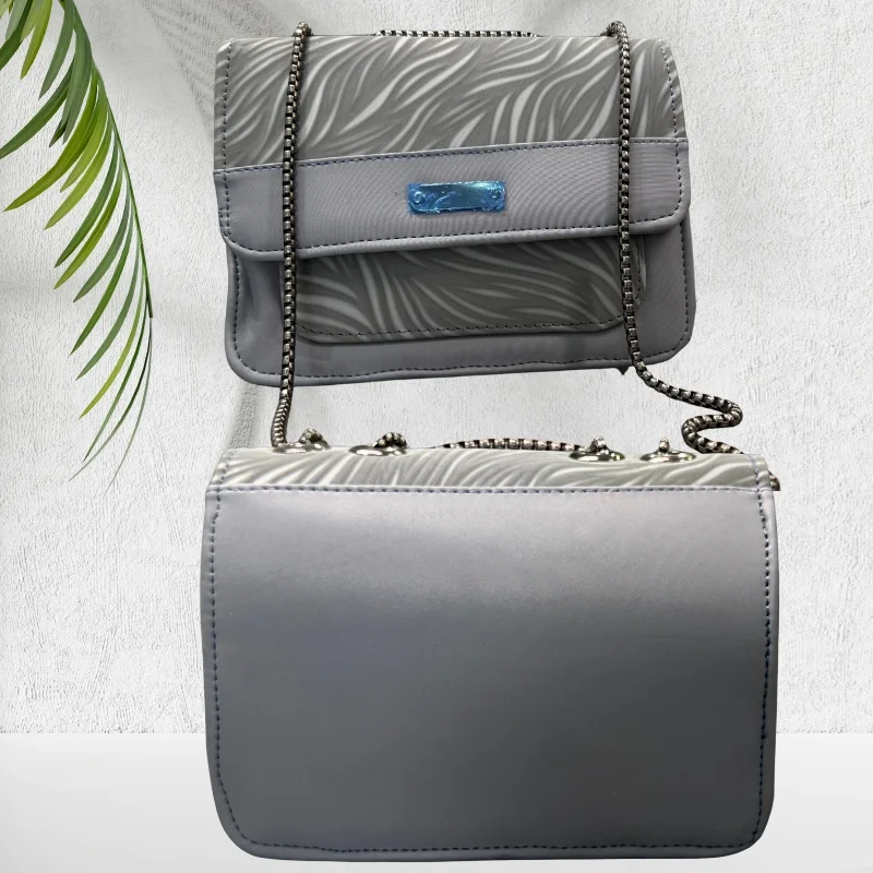 Luxury Women’s Shoulder Bag in Grey Faux Leather for Casual, Work, and Formal Use - Image 2