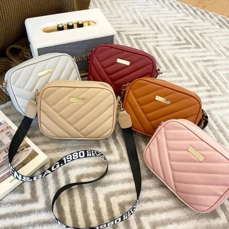 Aura Cream Leather Handbag for Girls & Women | Stylish Shoulder & Crossbody Bag | Daily Use & Gift - Image 2